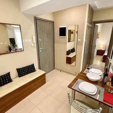 Elegant, Modern & Quiet Flat, Location