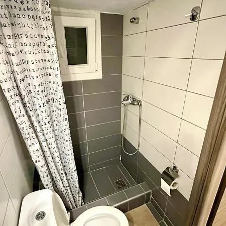 Elegant, Modern & Quiet Flat, Location Lägenhet *